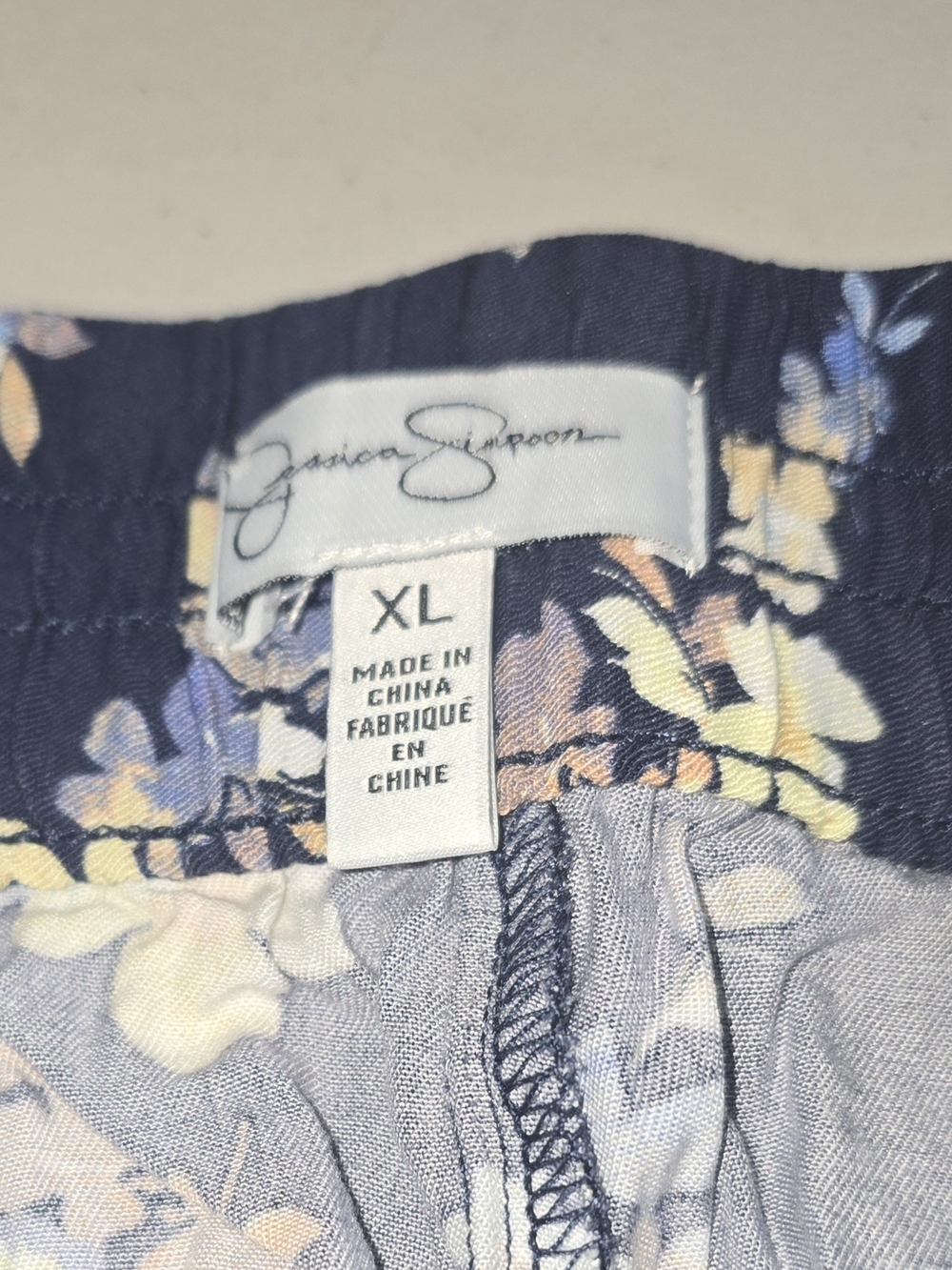Jessica Simpson Navy Floral Cropped Pants